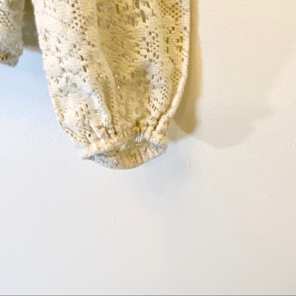 American Eagle Lace Long Sleeve Crop Top Size XS - Picture 5 of 11